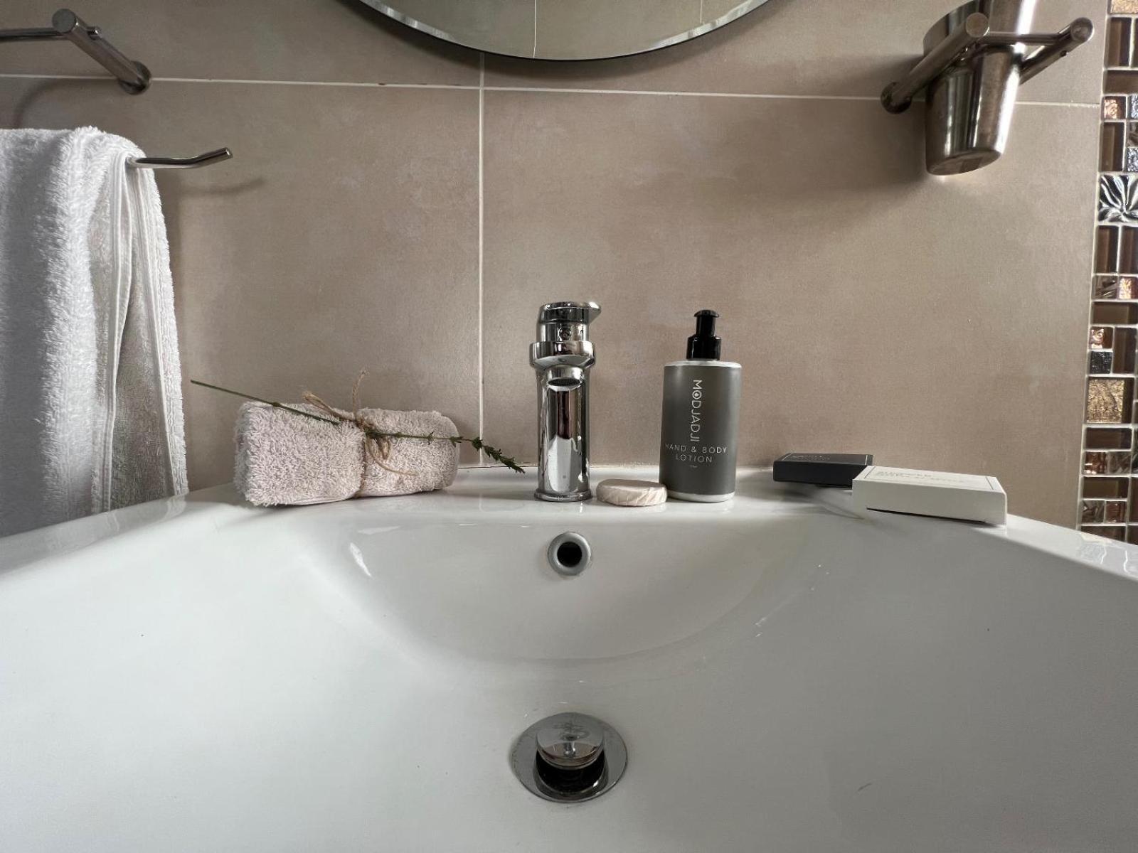 Kalashe Bed & Breakfast East London Zimmer foto